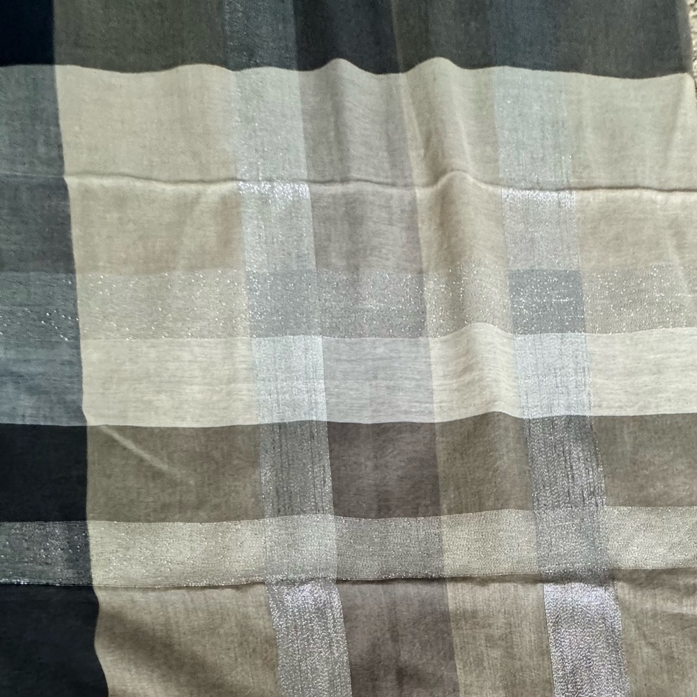 Luxury Grey/tan Scarf with Metallic Threads - Picture 14 of 15